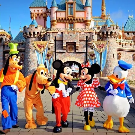 Urban Dream Paris Disney Rer بيت ضيافة نْوازييل