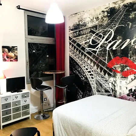 Urban Dream Paris Disney Rer 2*